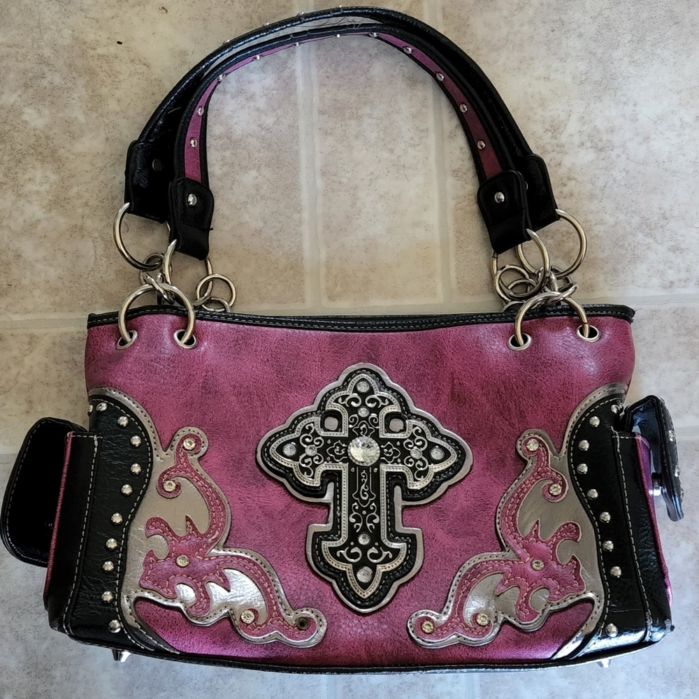 Concealed carry handbag